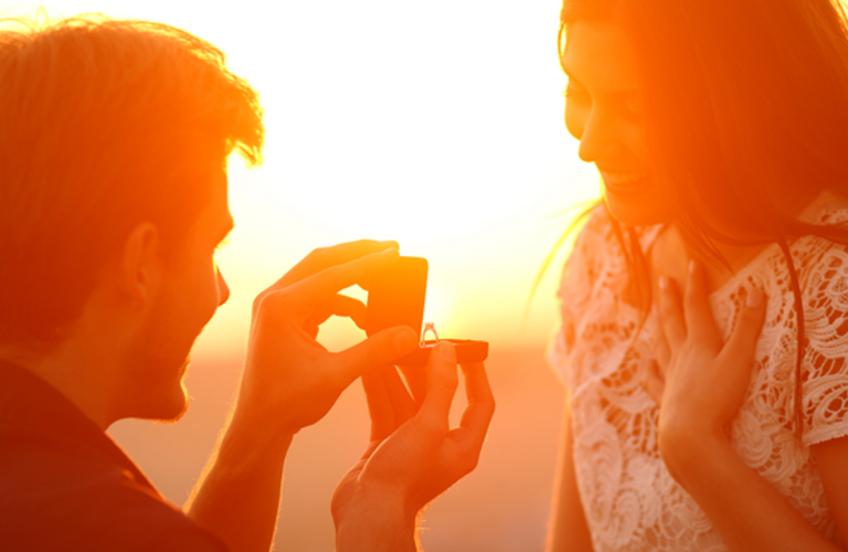 【アプリ検索もらくらく｜いちき串木野市で婚活中の方必見】鹿児島市の結婚相談所｜結婚相談所Doux  Mariage